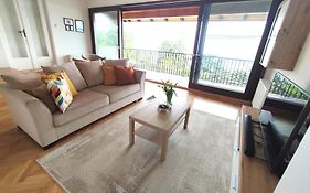 Dorka Villa